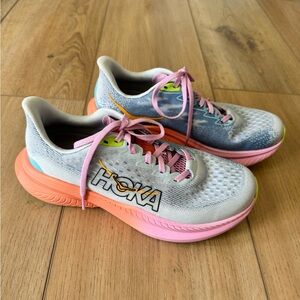 Hoka Mach 6 Running Shoe size 8.5